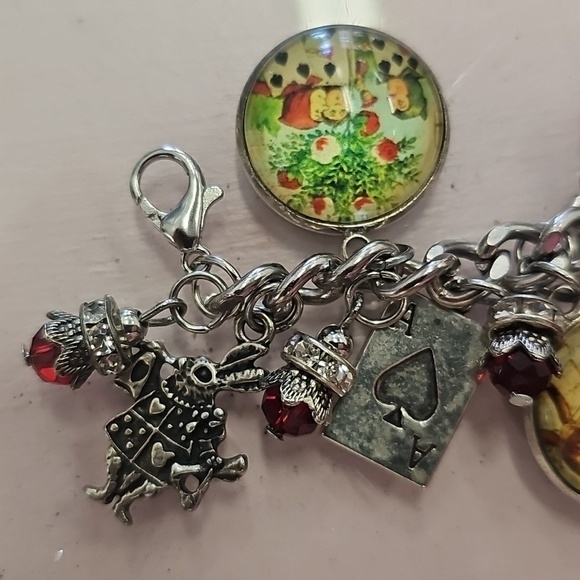 Vintage, Charm, Bracelet, Alice, Wonderland, Design, Vintage, Jewelry, Rabbit - Picture 6 of 8